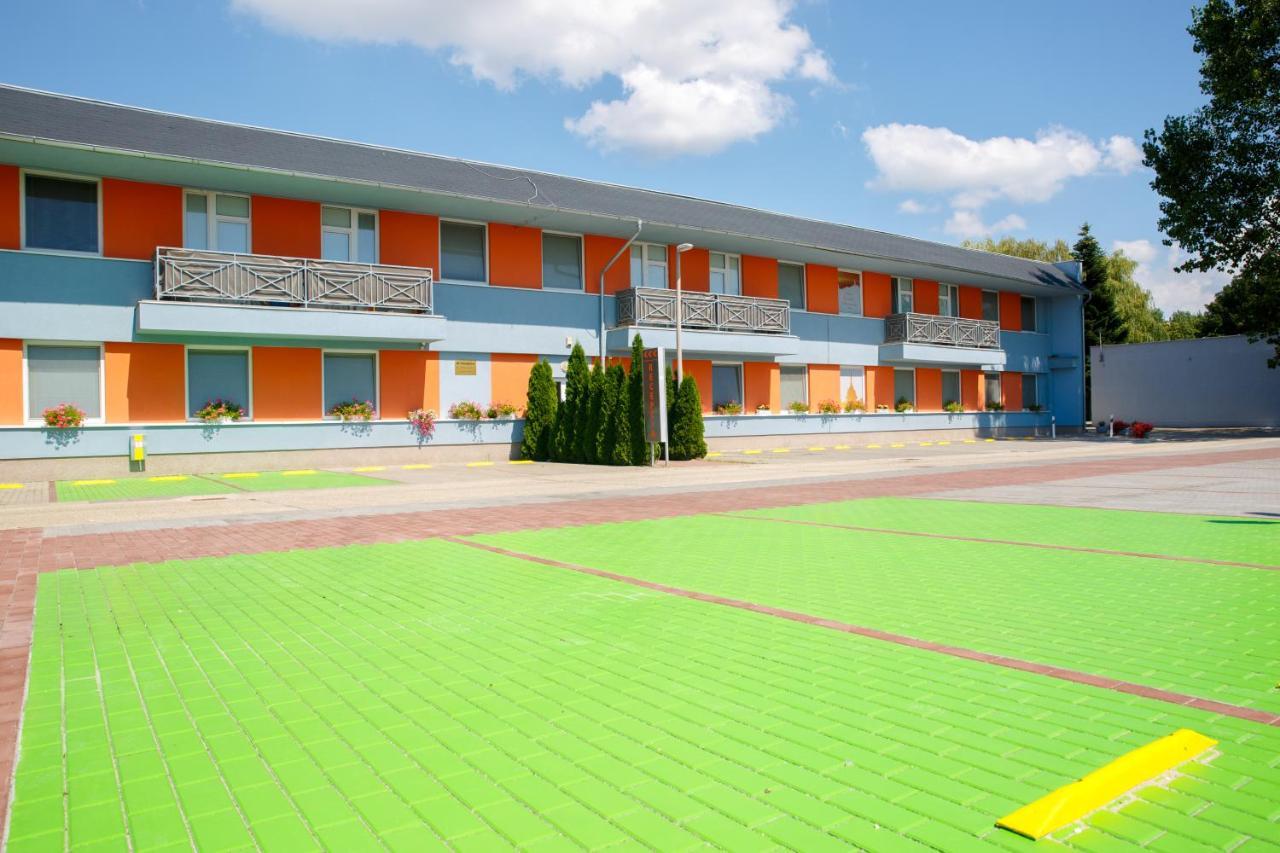 Agro Complex Apartments Nitra Zewnętrze zdjęcie